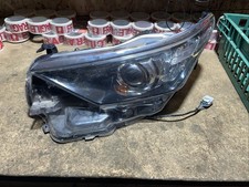 TOYOTA AURIS 2015-2019 PASSENGER HEADLIGHT 81150-02K40 (1604) DAMAGED  