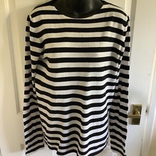 @@Zara Knitwear white Stripe jumper top size L perfect for coming season 