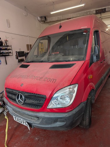 Mercedes sprinter high - sprinter, roof