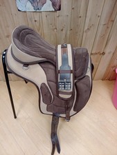 Treeless Saddle 17.5inch