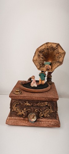 Vintage style gramophone - gramophone, music
