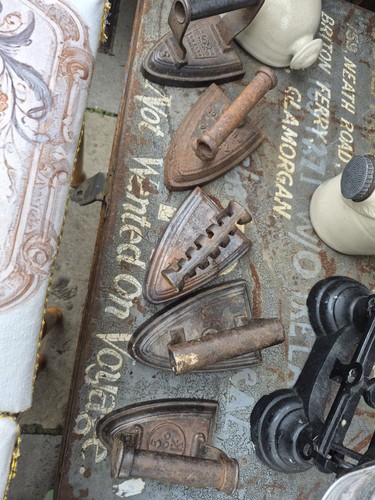 Victorian antique flat - x,