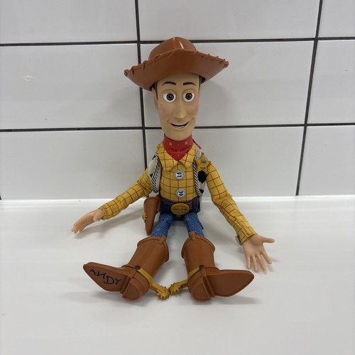 Rare vintage woody doll - rare, 2001