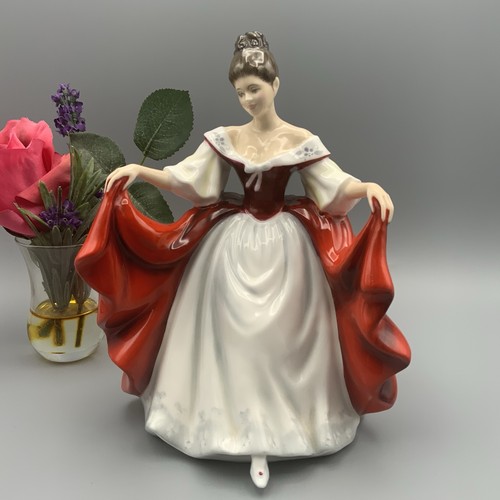 Royal doulton figurine sara - doulton,