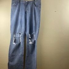 Pretty little thing Plus