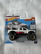 Hot Wheels 10 Toyota Tundra