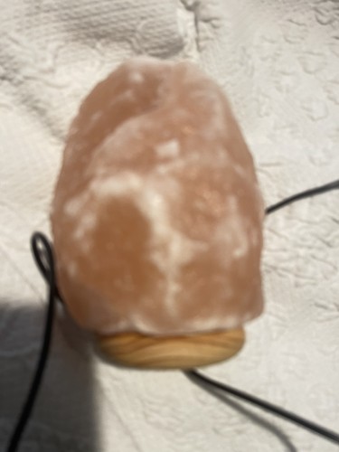 Salt lamp with - plug., 5lb