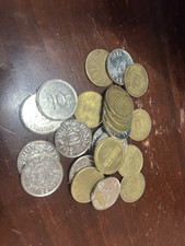 50 X 10p TOKENS ASSORTED BRASS SILVER BELL FRUIT JPM ETC 50 X 10p OLD BIG 10P