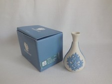 Wedgwood Reverse Blue On White
