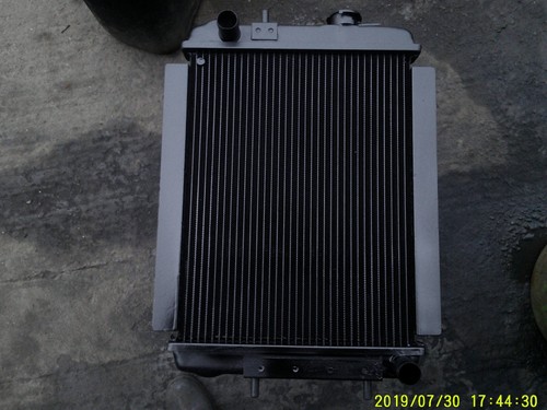 Radiator fit thwaites - radiator,