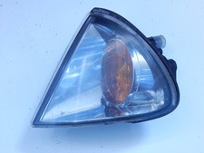 GENUINE 2003 TOYOTA AVENSIS 1.8 PETROL  LEFT PASSENGER SIDE  INDICATOR