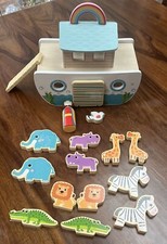 LITTLE TOWN NOAH’S ARK WOODEN TOY NOAH &  ANIMALS Christmas
