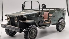 Vintage MODEL ARMY JEEP LARGE