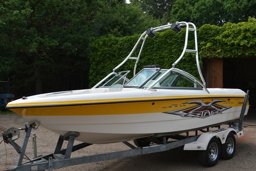 Mastercraft ski wake - , boat