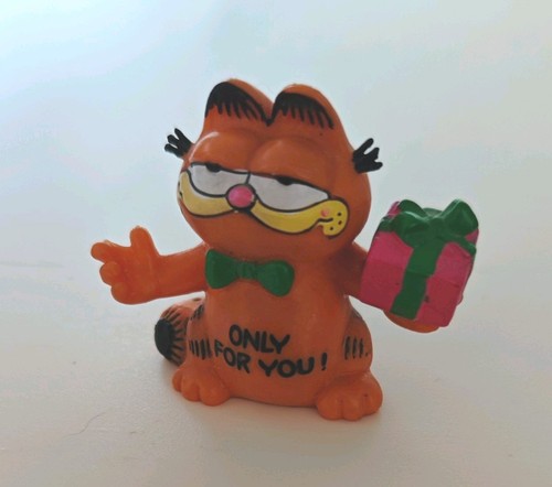 Vintage garfield bully pvc - garfield,
