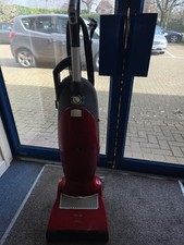 MIELE S7260 UPRIGHT VACUUM