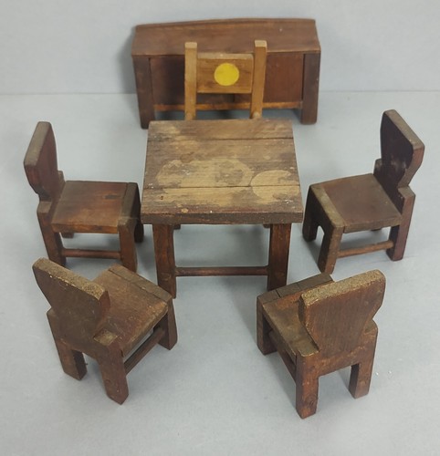 Antique 1920s dolls - , house