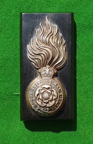The royal fusiliers white - royal,