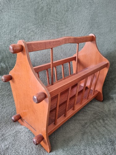 Vintage wooden magazine rack - magazine, /
