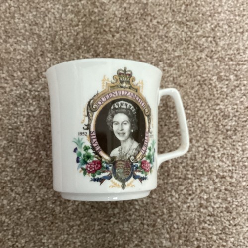 Queen elizabeth silver - queen,