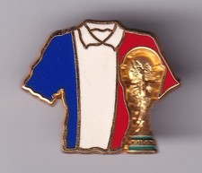 RARE PINS PIN'S ..  FOOTBALL
