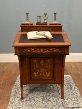 Sheraton Revival Davenport