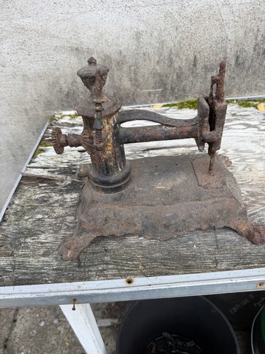 Vintage cast iron - cast, miniature