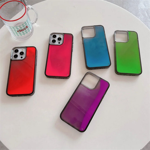 Iphone pro max moving - 15,