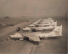 VICKERS VALIANT RAF GAYDON LINE UP ORIGINAL VINTAGE PRESS PHOTO V BOMBER 3