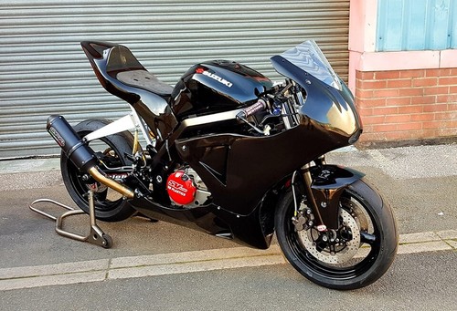 Suzuki sv650 race fairing - m2,