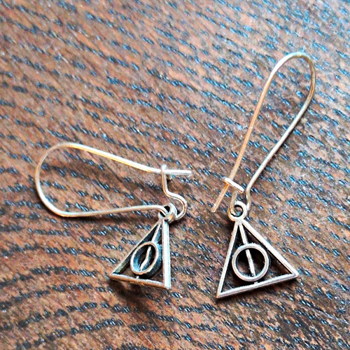 Silver metal triangle - metal, harry