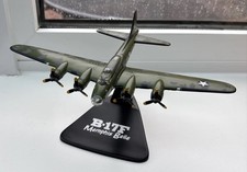 B456 Atlas Aircraft Bombardier Boeing B-17F Memphis Belle WWII Giants Sky 1:144