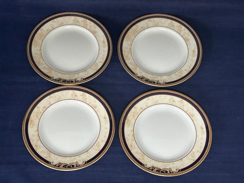 Wedgwood cornucopia side - ,