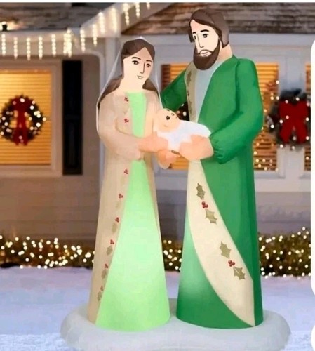 Gemmy nativity holy - 6.5',