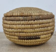 Raffia Woven Basket With Lid Approx Diameter 7ins Vintage..