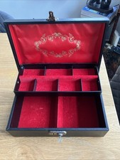 Design Philipp Antique Vintage Leather Look Jewellery Box Black Red