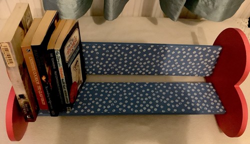 Bookcase x10 height - bookcase, 20”x10”