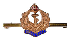 World War Two The Royal Navy RN Enamel Sweetheart Brooch Badge