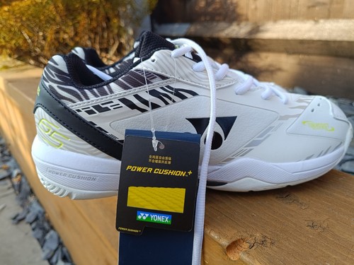 Yonex power cushion - power, z3