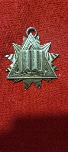 Chaplain masonic officer - chaplain,