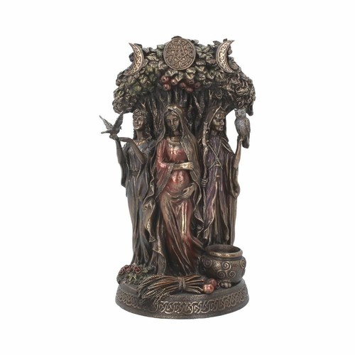Mother maiden crone - crone, pagan