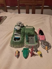 2004 thunderbirds Tracy island