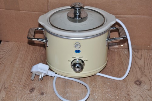 Swan slow cooker - 1.5l,