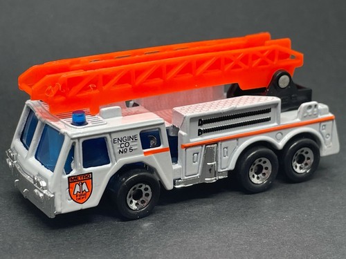 Matchbox metro fire engine - matchbox,