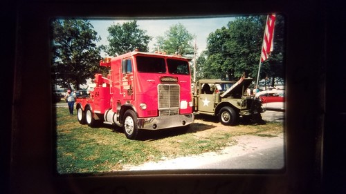 9110 35mm slide photo - photo, truck