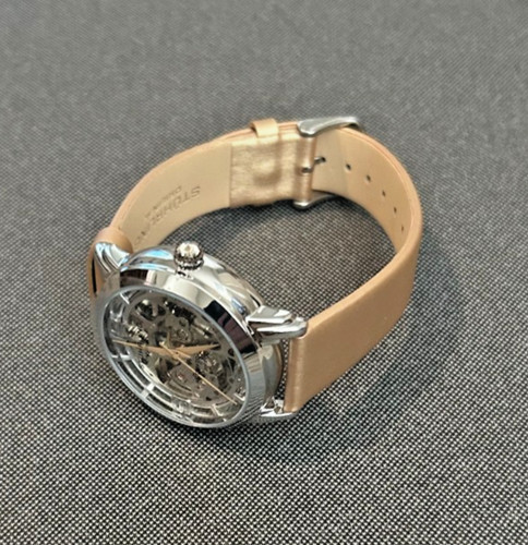 Brand new stuhrling - brand,