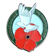 WW1 1918 The Guns Fell Silent Dove Of Peace Military Remembrance Enamel Badge