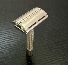 Vintage Gillette Flare Tip Super Speed Safety Razor/K4 1965