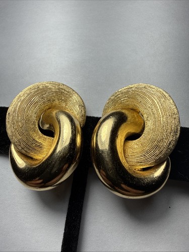 Christian dior earrings - dior,