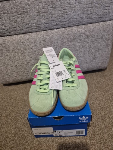 Adidas stadt glow green and - green,